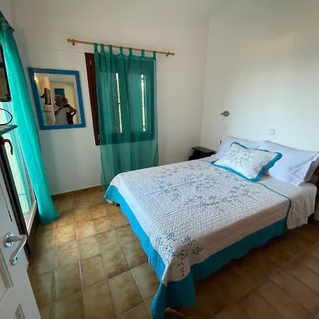 Katerina Charming Place Aparthotel *
