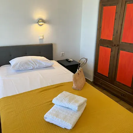 Katerina Charming Place Aparthotel